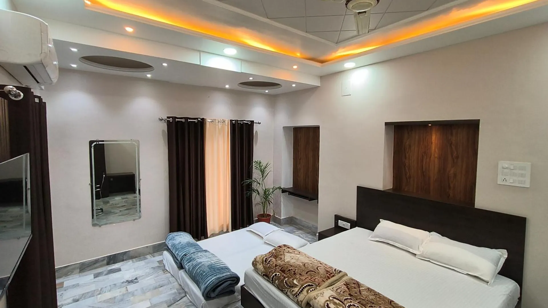 Mandakini Homestay Varanasi